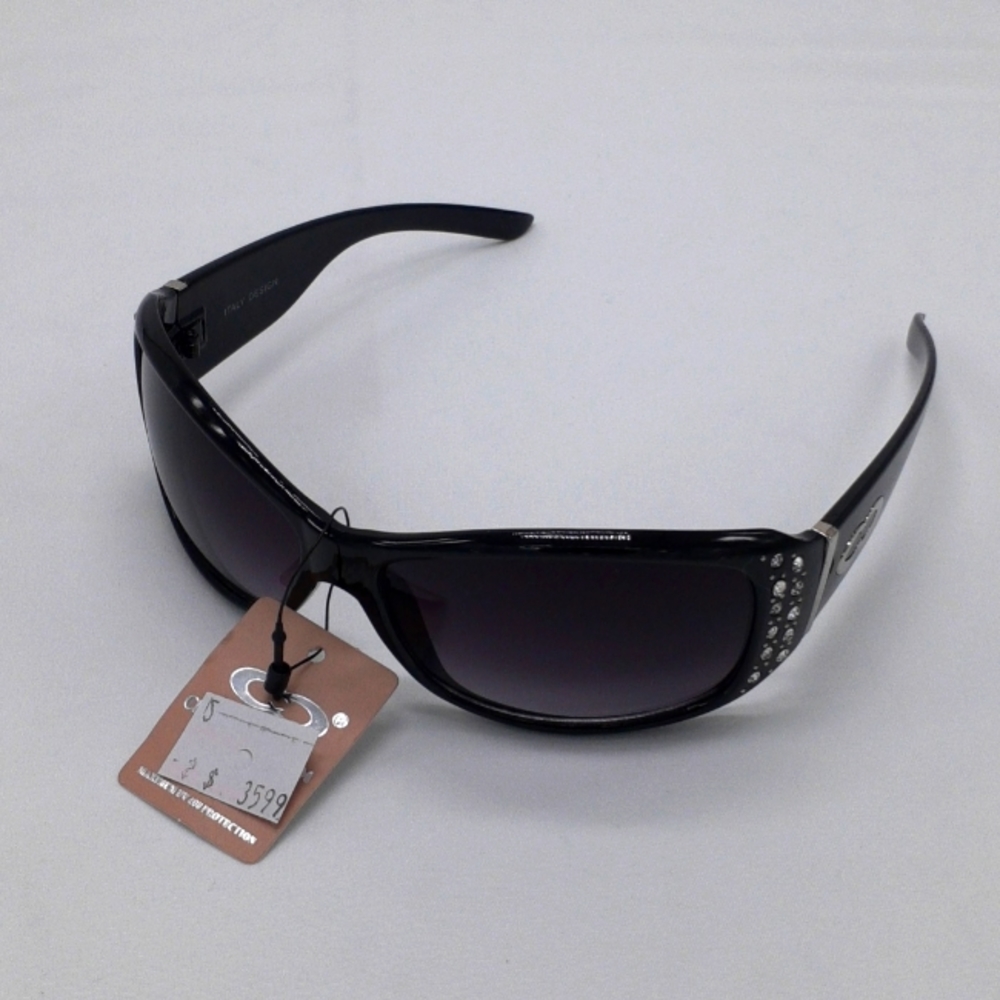 Black Charm & Charm Sunglasses